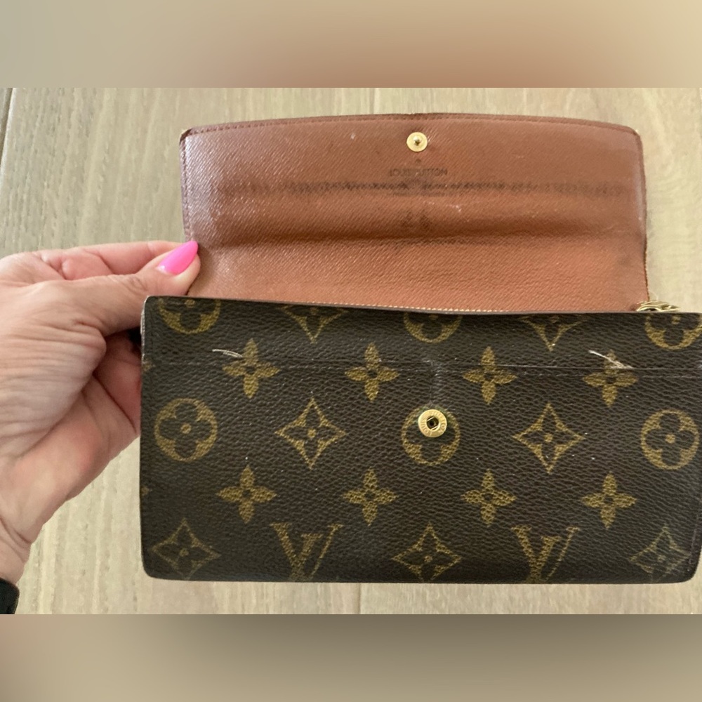 Louis Vuitton Dark Brown Monogram Wallet - Picture 2 of 7